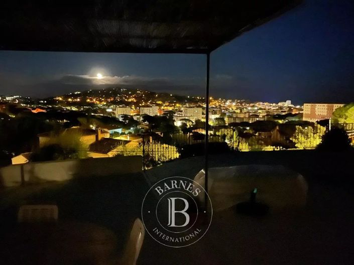 Image No.4-Maison de 3 chambres à vendre à Sainte-Maxime