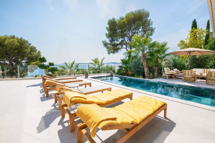 Image No.4-5 Bed House for sale