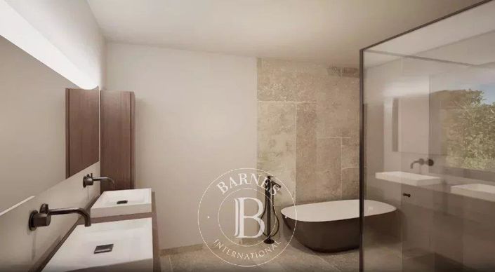 Image No.19-7 Bed House for sale