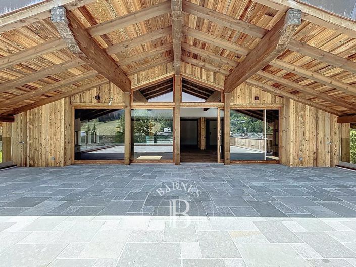 Image No.15-5 Bed House for sale