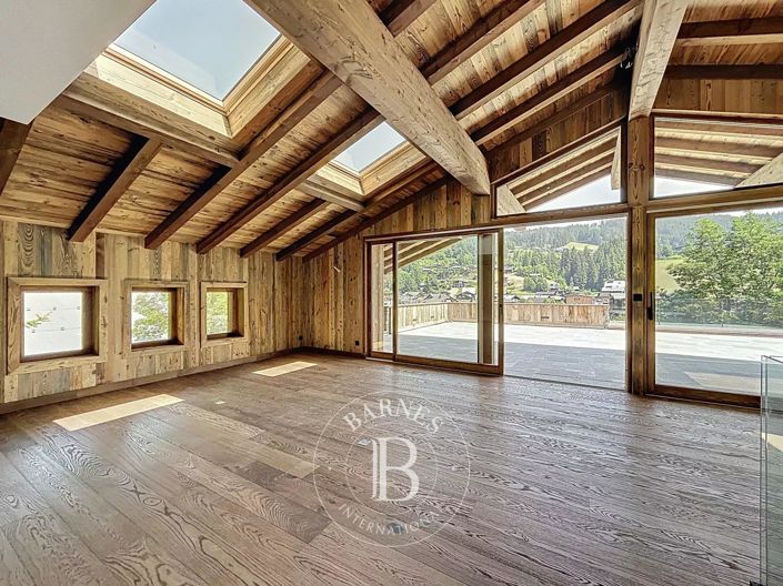 Image No.18-5 Bed House for sale