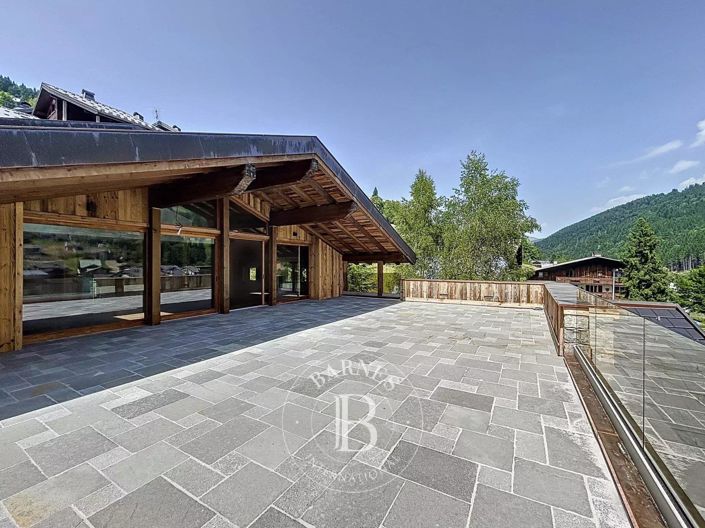 Image No.2-5 Bed House for sale