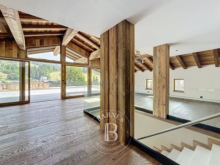 Image No.5-5 Bed House for sale