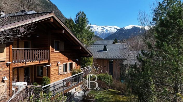 Image No.2-Maison de 4 chambres à vendre à Haute-Savoie