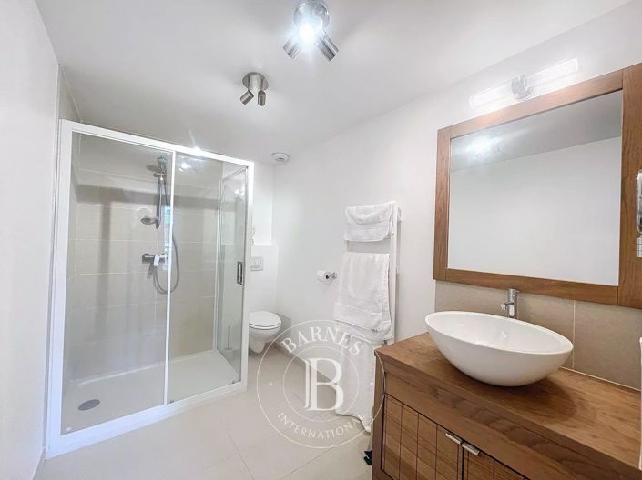 Image No.15-3 Bed Apartment for sale