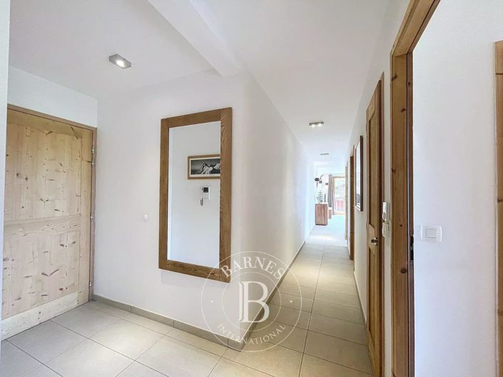 Image No.18-3 Bed Apartment for sale