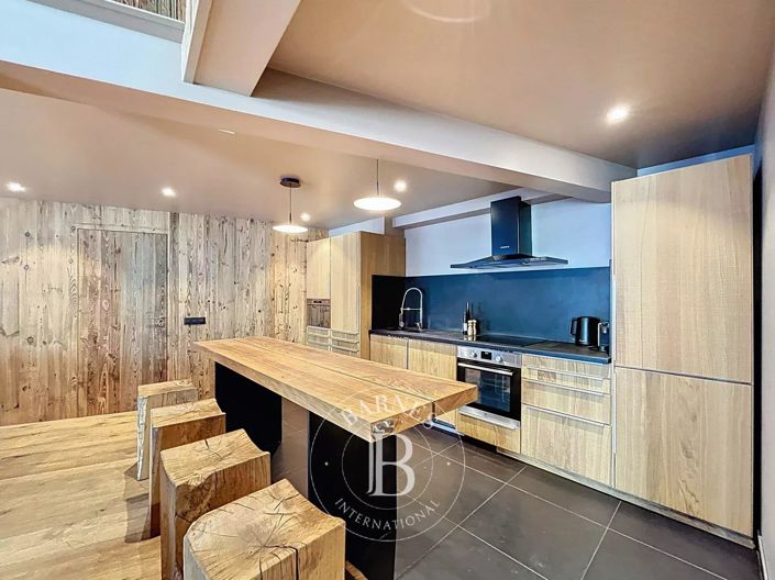 Image No.4-6 Bed Apartment for sale