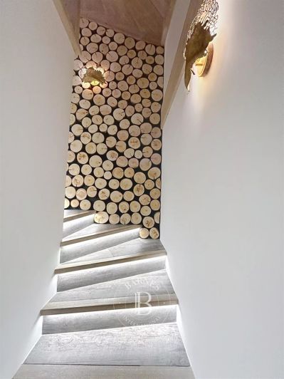 Image No.18-6 Bed House for sale