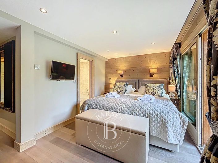 Image No.22-6 Bed House for sale