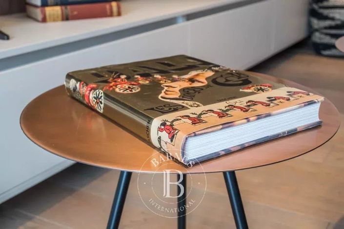 Image No.13-5 Bed Apartment for sale