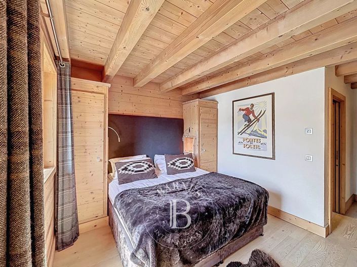 Image No.41-5 Bed Apartment for sale