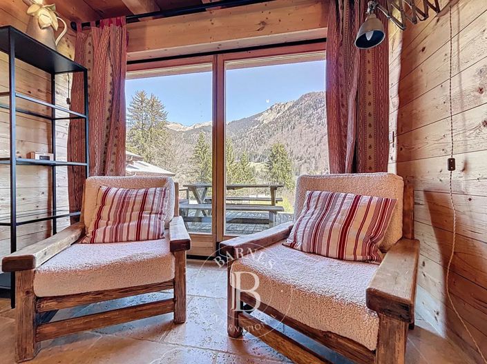 Image No.10-5 Bed House for sale