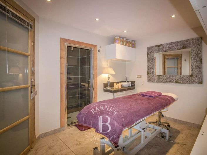 Image No.17-House for sale