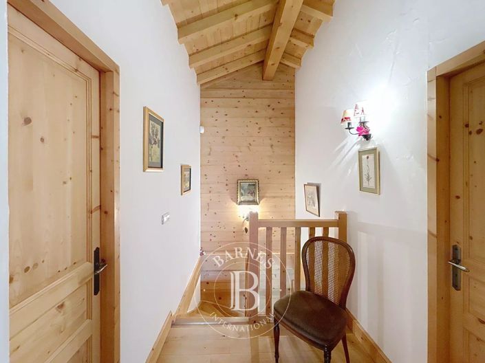 Image No.16-4 Bed House for sale