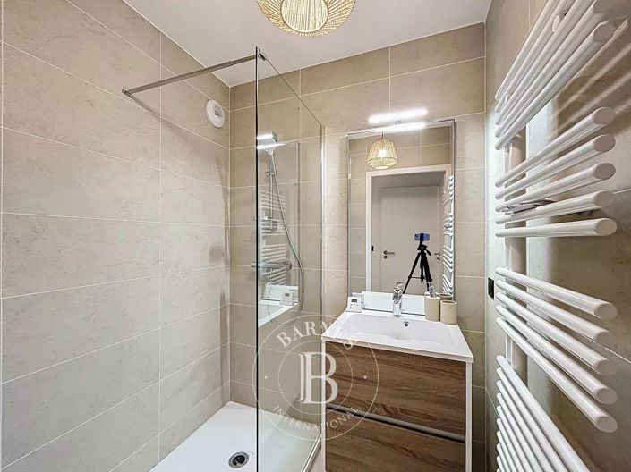 Image No.15-3 Bed Apartment for sale