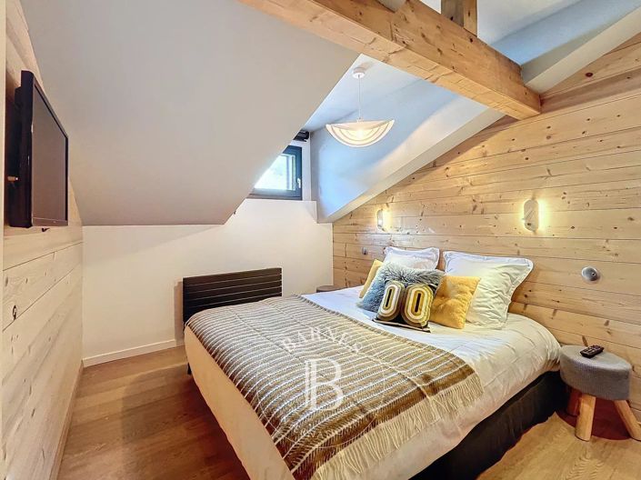 Image No.20-3 Bed Apartment for sale