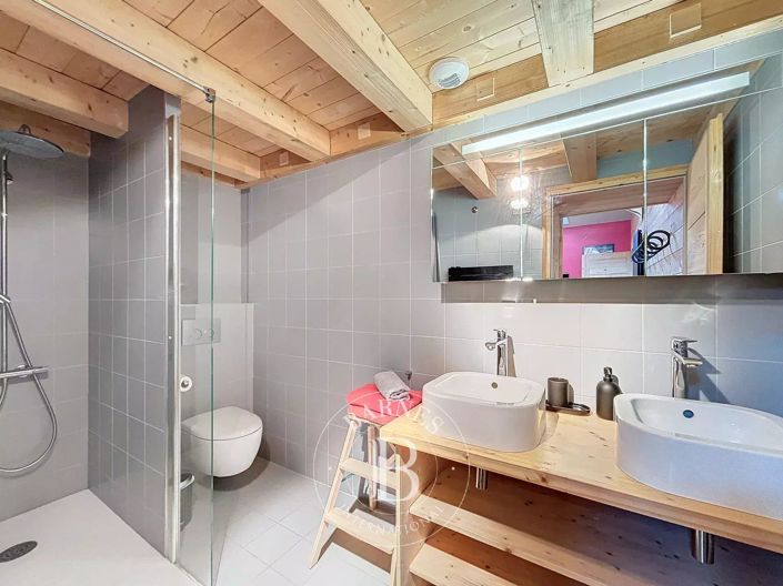 Image No.25-3 Bed Apartment for sale