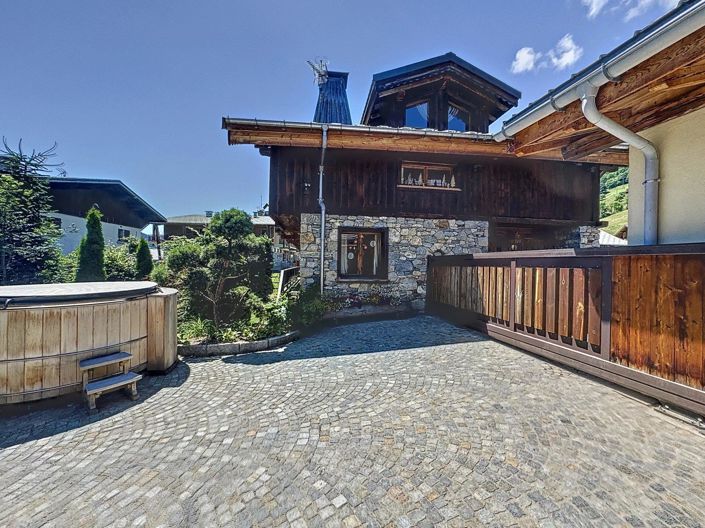 Image No.35-11 Bed House for sale