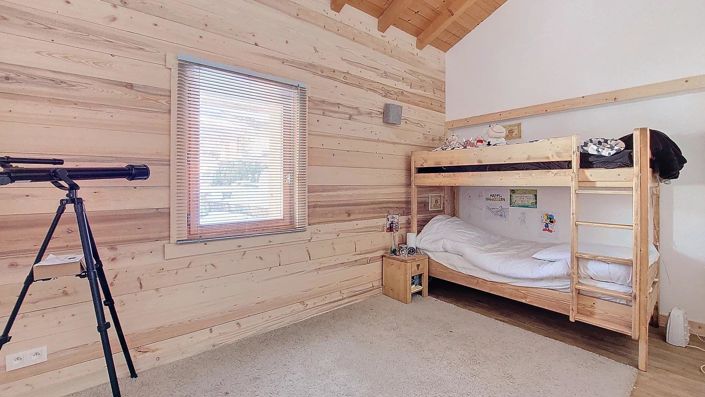 Image No.15-5 Bed House for sale