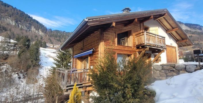 Image No.3-5 Bed House for sale