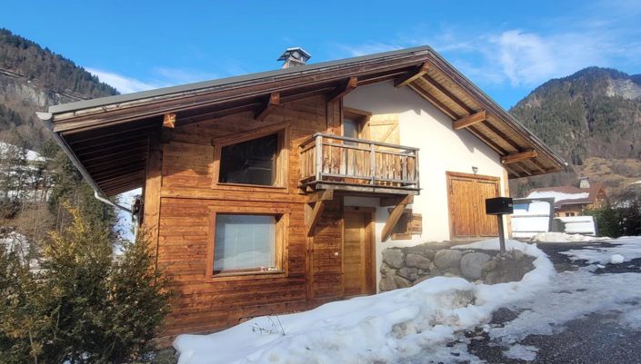 Image No.4-5 Bed House for sale