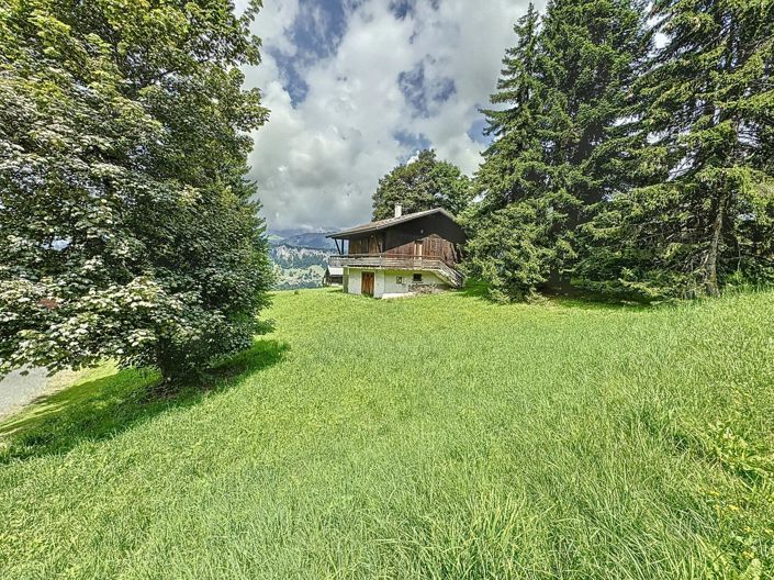 Image No.1-4 Bed House for sale