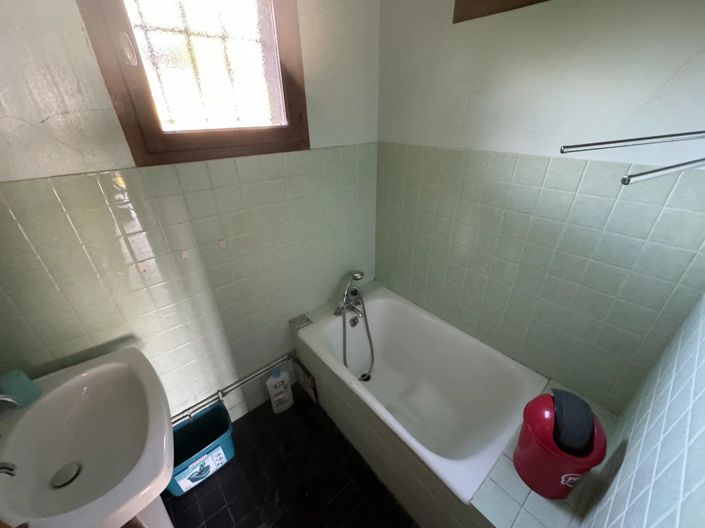 Image No.14-4 Bed House for sale