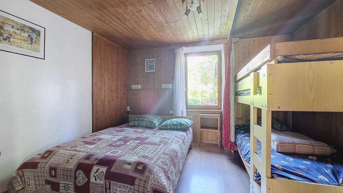 Image No.9-11 Bed House for sale