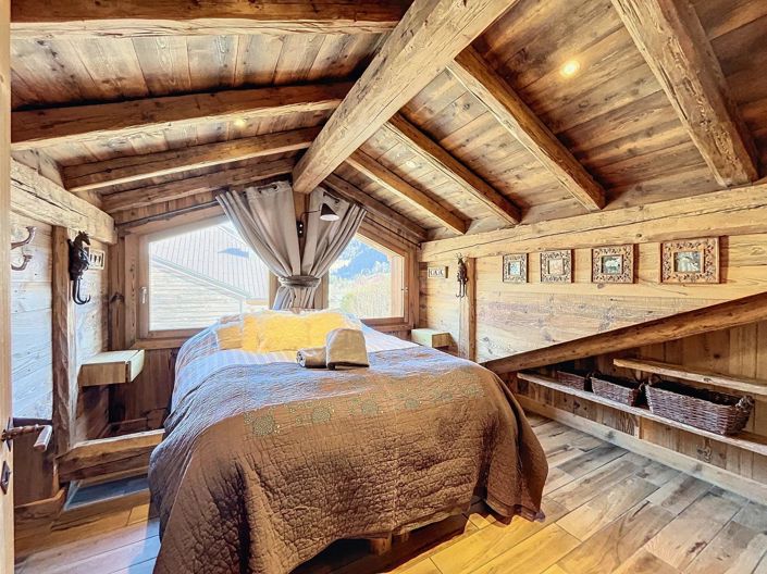 Image No.12-6 Bed Apartment for sale