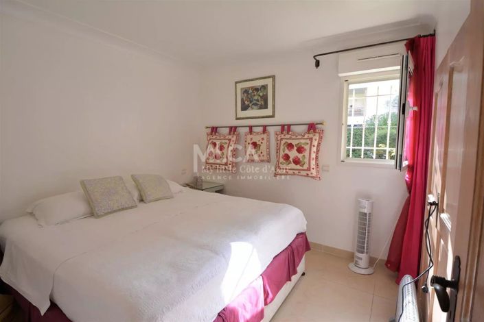 Image No.6-3 Bed Apartment for sale