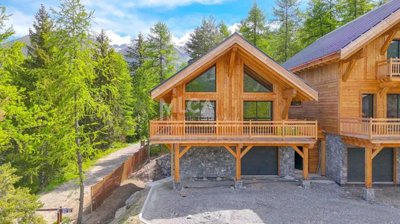 1 - Alpes-Maritimes, House