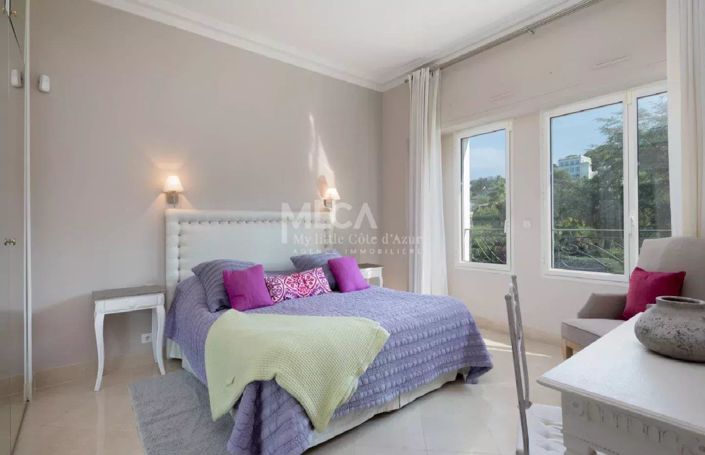 Image No.10-9 Bed House for sale