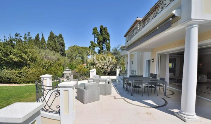 Image No.5-9 Bed House for sale