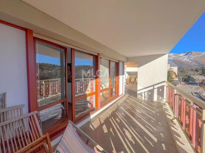 Image No.1-3 Bed Apartment for sale