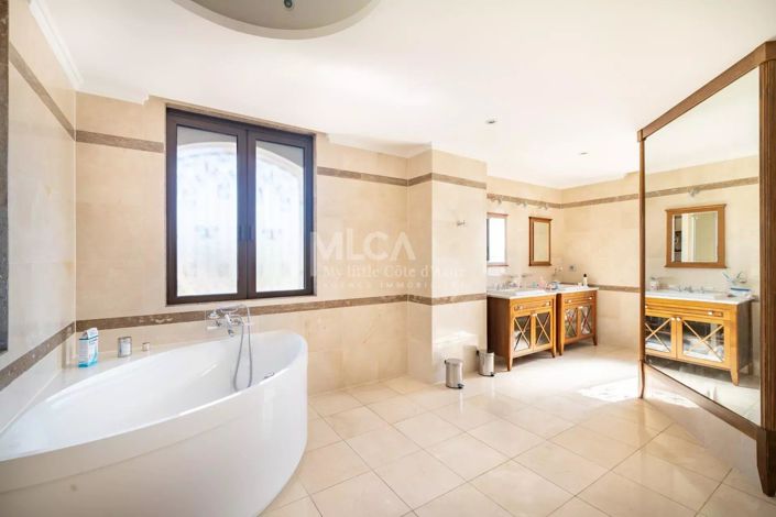 Image No.12-Maison de 5 chambres à vendre à Antibes