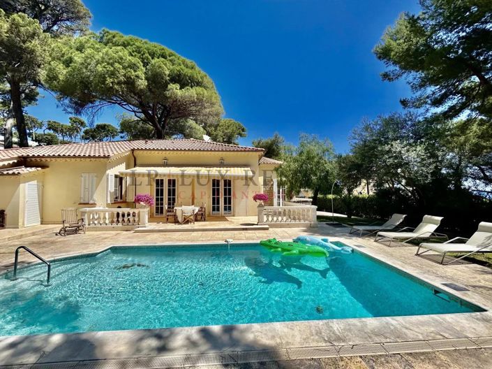 Image No.3-4 Bed House for sale