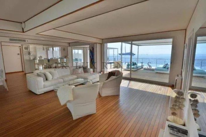 Image No.6-3 Bed House for sale