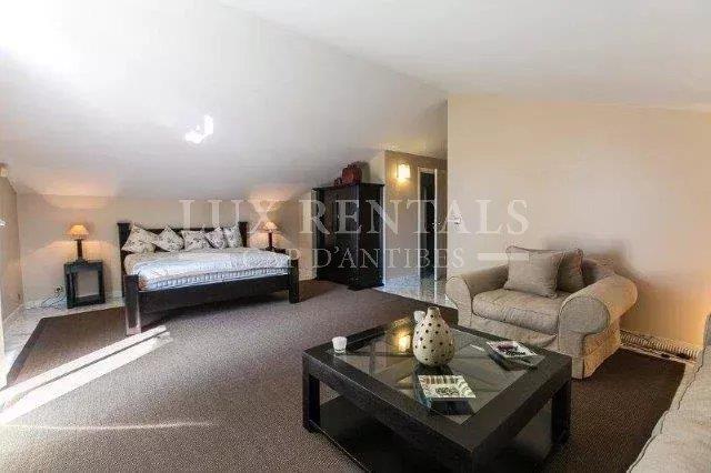 Image No.14-5 Bed House for sale