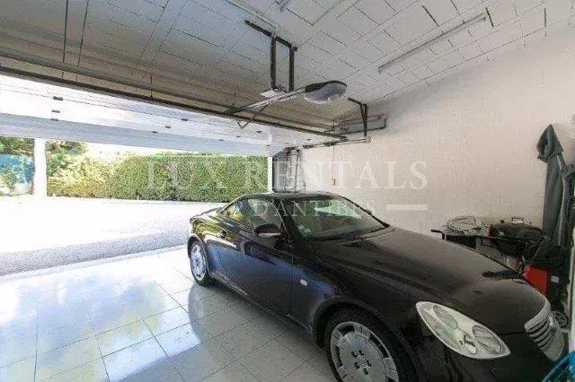 Image No.25-5 Bed House for sale