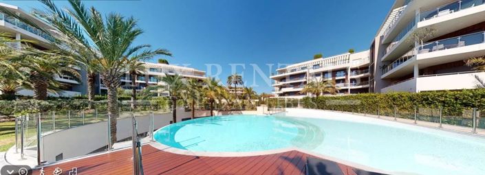 Image No.18-3 Bed Apartment for sale