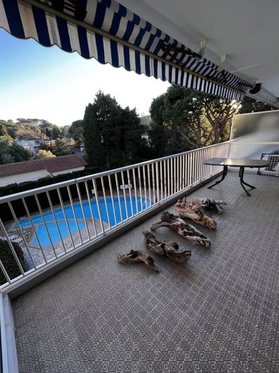 Image No.17-2 Bed Apartment for sale