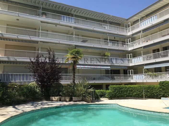 Image No.18-2 Bed Apartment for sale