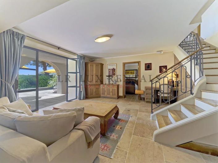 Image No.12-4 Bed House for sale