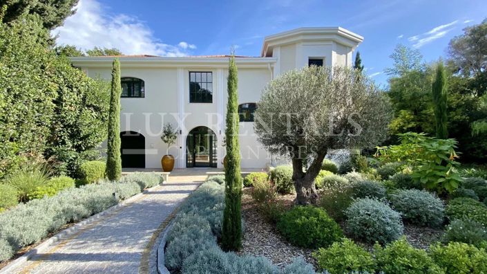 Image No.1-5 Bed House for sale