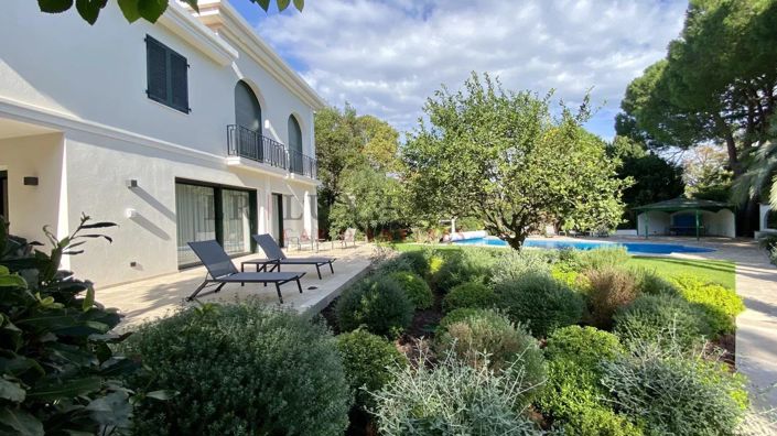 Image No.4-5 Bed House for sale