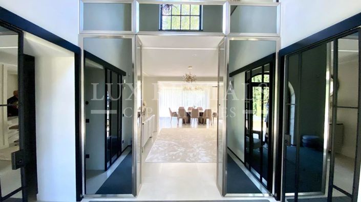 Image No.5-5 Bed House for sale