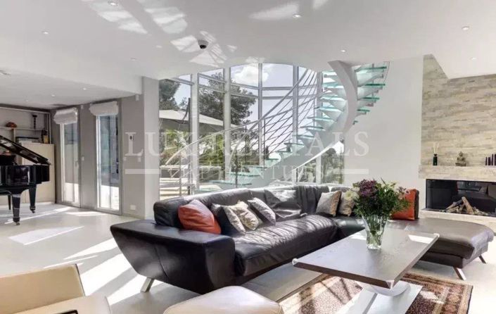 Image No.3-Maison de 7 chambres à vendre à Antibes