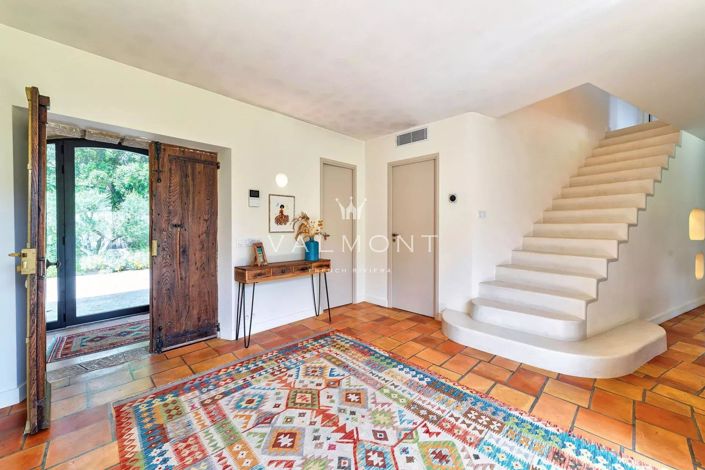 Image No.14-5 Bed House for sale