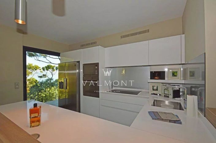 Image No.9-4 Bed House for sale