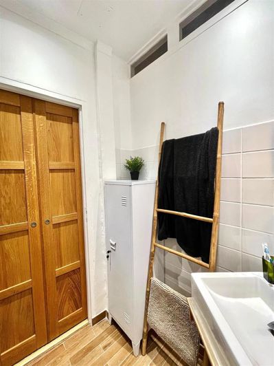 Image No.10-3 Bed House for sale